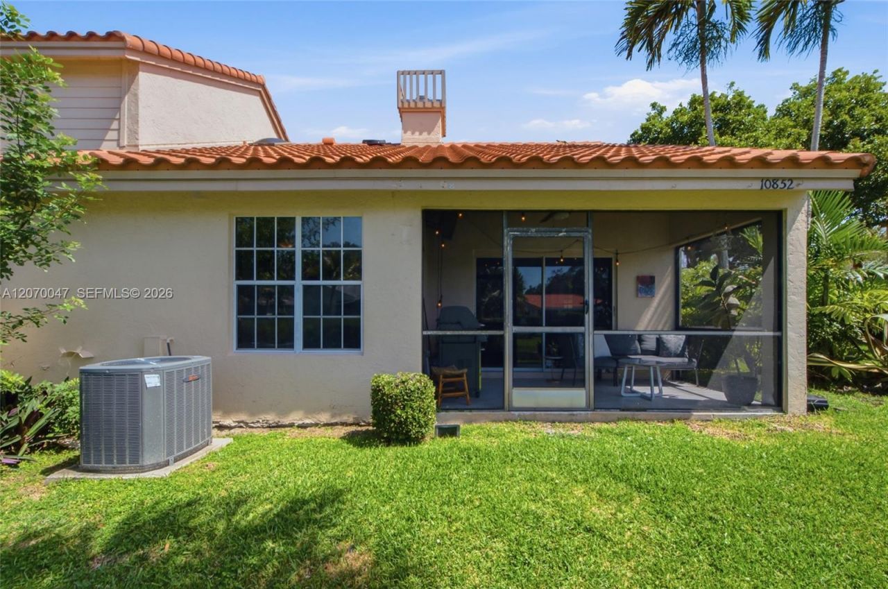 10852 Cypress Glen Dr , Coral Springs, FL 33071 Photo