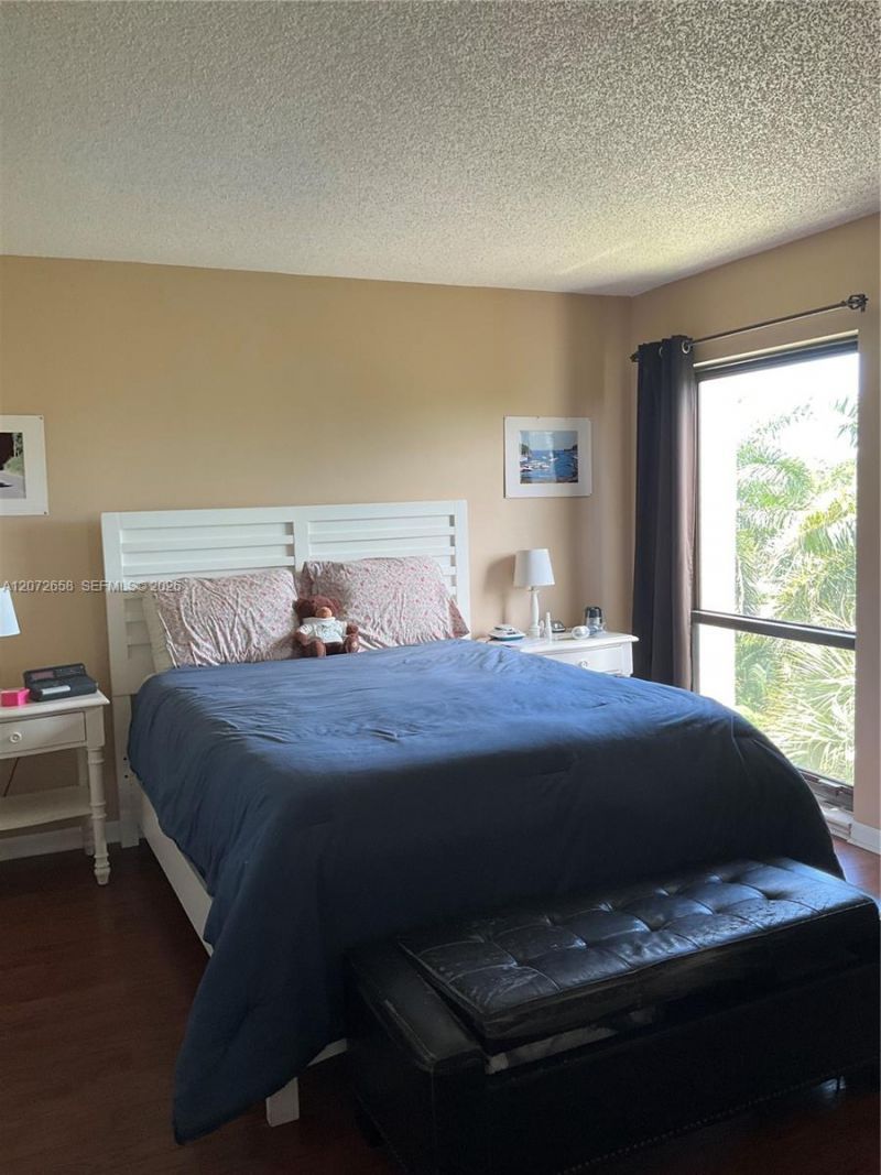 3050 Presidential Way , Unit 403, West Palm Beach, FL 33401 Photo
