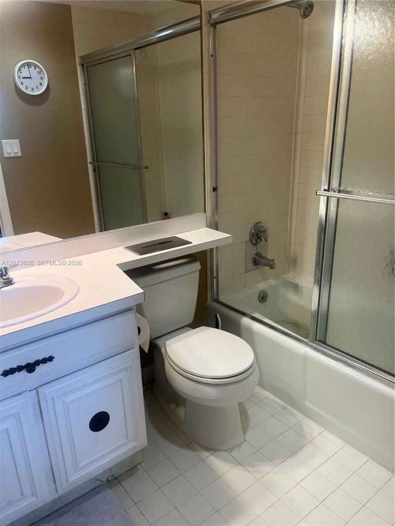3050 Presidential Way , Unit 403, West Palm Beach, FL 33401 Photo
