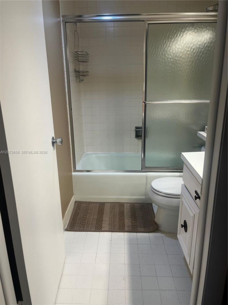 3050 Presidential Way , Unit 403, West Palm Beach, FL 33401 Photo