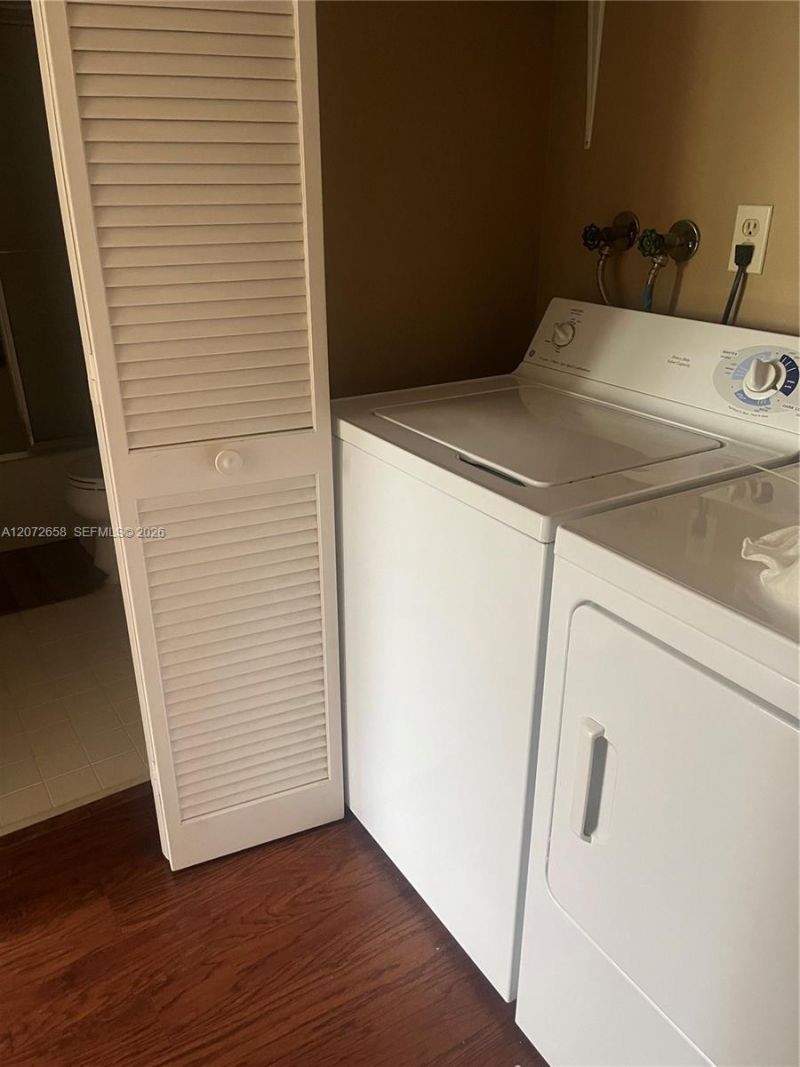 3050 Presidential Way , Unit 403, West Palm Beach, FL 33401 Photo