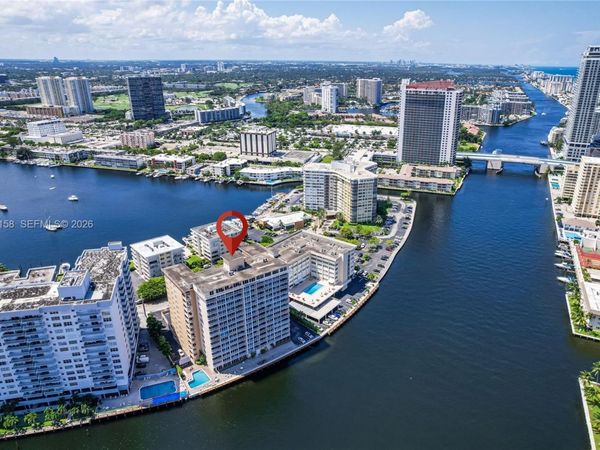 121 Golden Isles Dr , Unit 907, Hallandale Beach, FL 33009