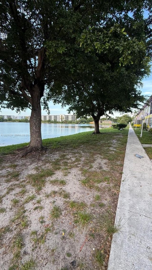245 NE 191st St , Unit 3012, Miami, FL 33179 Photo