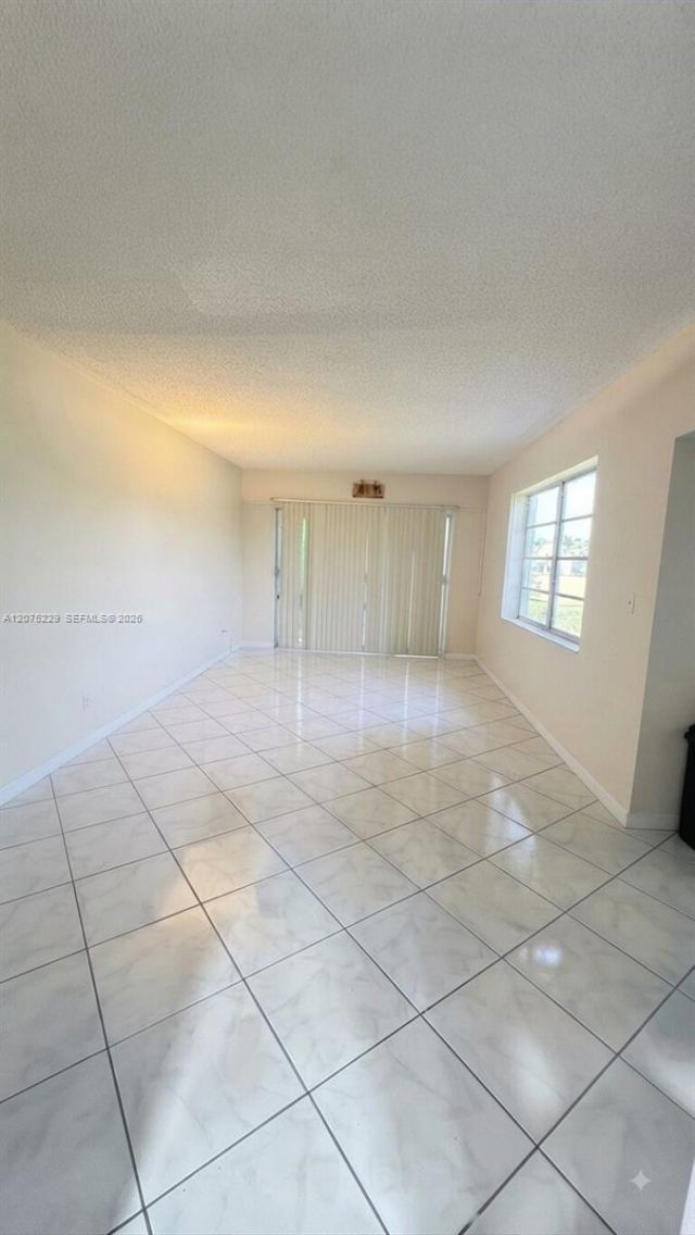 245 NE 191st St , Unit 3012, Miami, FL 33179 Photo