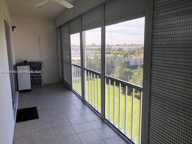 950 Hillcrest Dr , Unit 506, Hollywood, FL 33021 Photo
