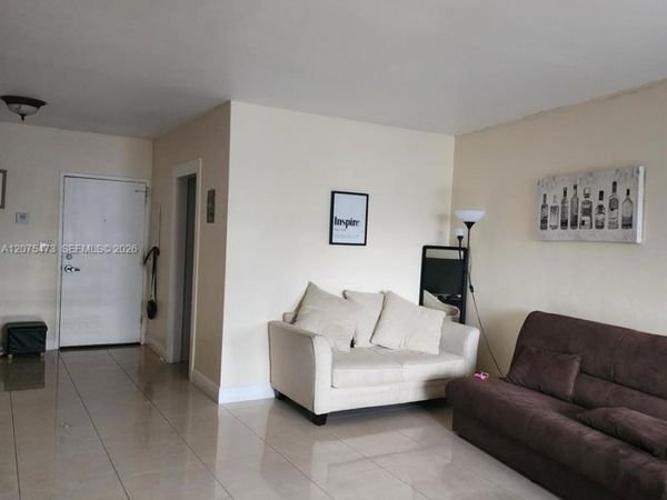 7441 Wayne Ave , Unit 3O, Miami Beach, FL 33141