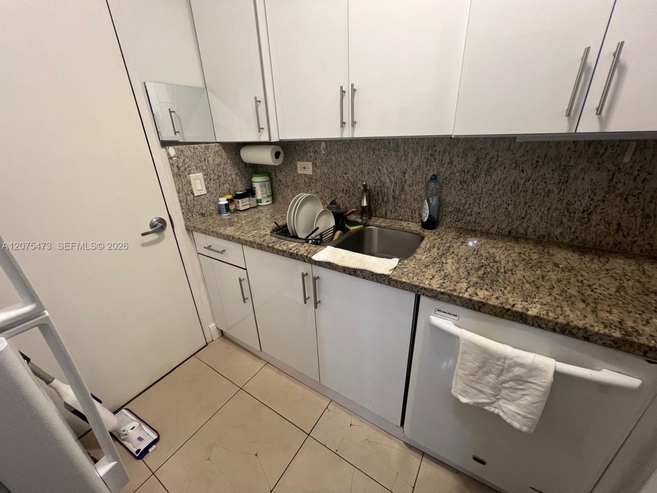 7441 Wayne Ave, Unit 3O, Miami Beach, FL 33141 Photo