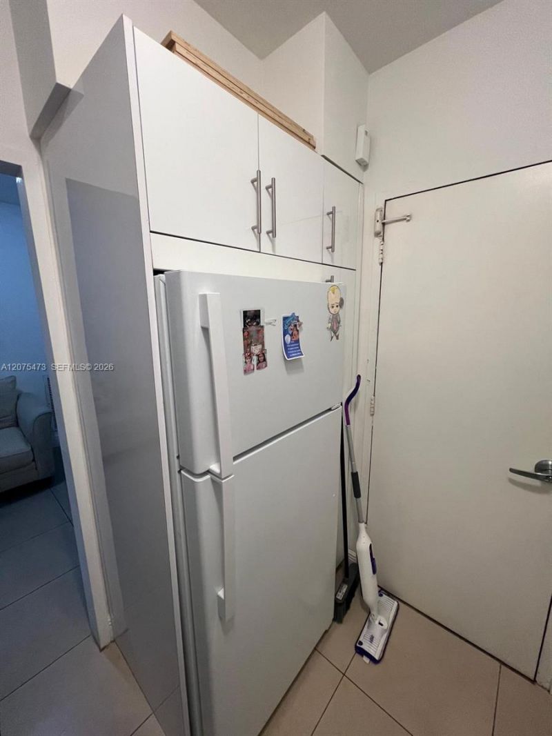7441 Wayne Ave, Unit 3O, Miami Beach, FL 33141 Photo
