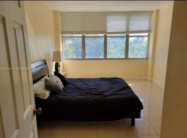 7441 Wayne Ave, Unit 3O, Miami Beach, FL 33141 Photo