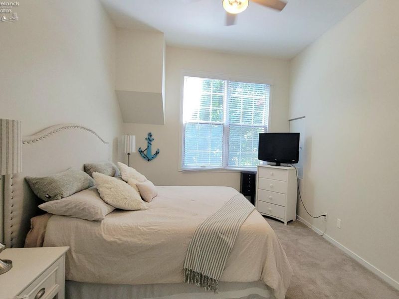 4390 Marin Woods, Unit D, Port Clinton, OH 43452 Photo 25