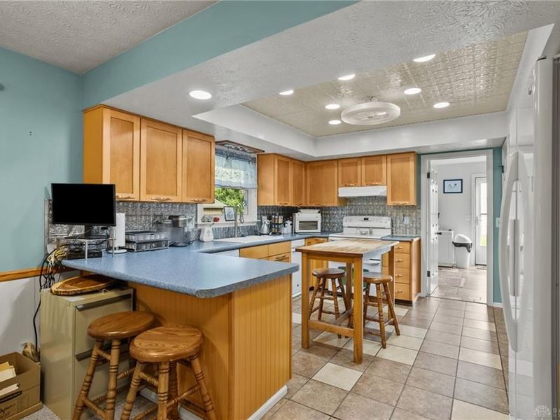 2425 Greenlawn Drive, Troy, OH 45373 Photo 14