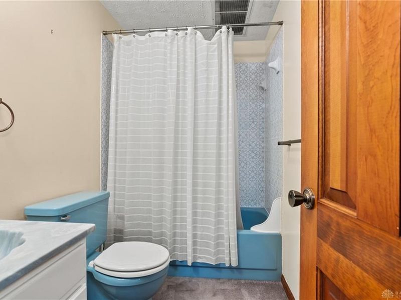 2425 Greenlawn Drive, Troy, OH 45373 Photo 43