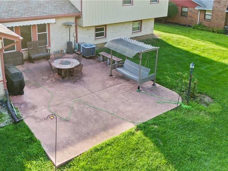 2425 Greenlawn Drive, Troy, OH 45373 Photo 48