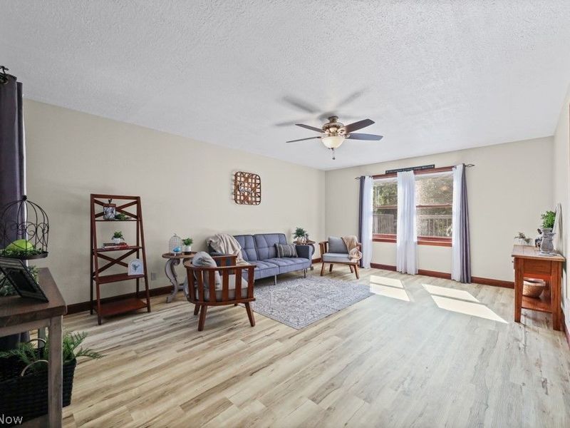 22791 Buck Road , Alliance, OH 44601 Photo 18