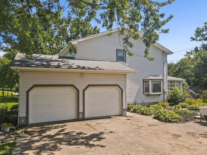 22791 Buck Road , Alliance, OH 44601 Photo 4