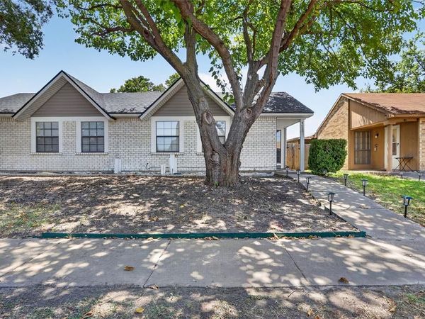4625 Chapman Street, The Colony, TX 75056