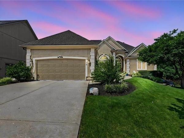 12510 Long Street, Overland Park, KS 66213