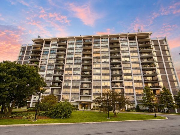 8815 W Golf Road , Unit 8F, Niles, IL 60714