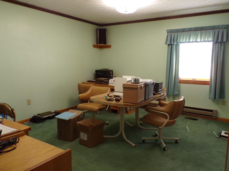 1361 Johnson Place, Washington Court House, OH 43160 Photo 9