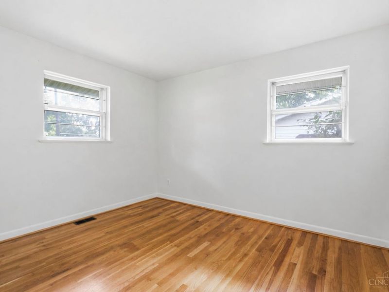 727 W Kemper Road, Forest Park, OH 45246 Photo 12