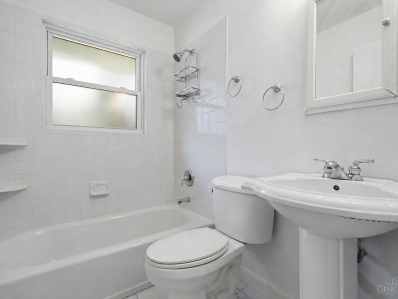727 W Kemper Road, Forest Park, OH 45246 Photo 14
