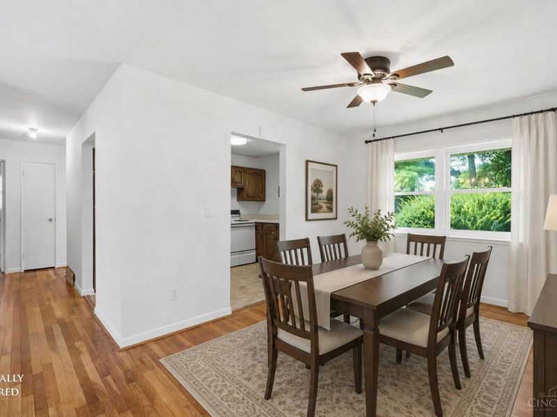 727 W Kemper Road, Forest Park, OH 45246 Photo 5