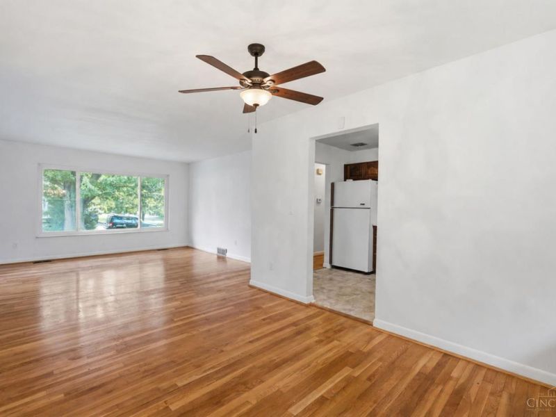 727 W Kemper Road, Forest Park, OH 45246 Photo 7