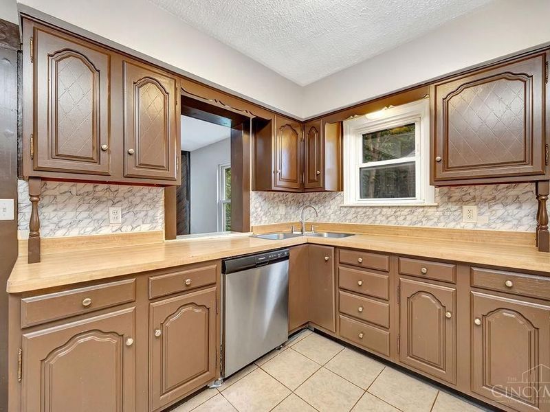 6920 Gloria Drive, North College Hill, OH 45239 Photo 15