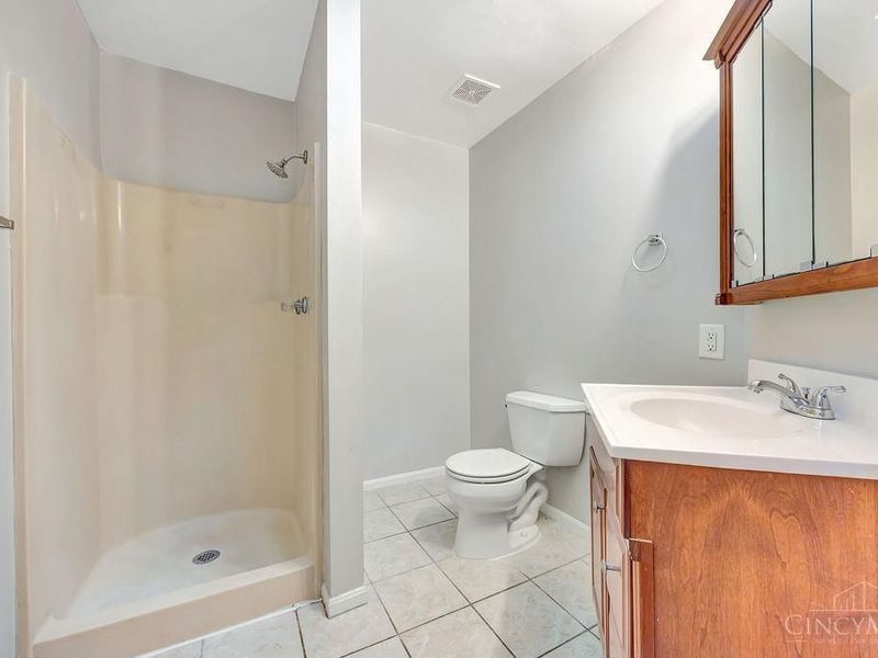6920 Gloria Drive, North College Hill, OH 45239 Photo 23
