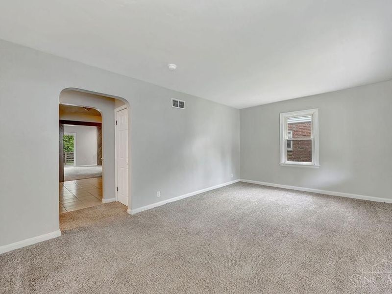 6920 Gloria Drive, North College Hill, OH 45239 Photo 5