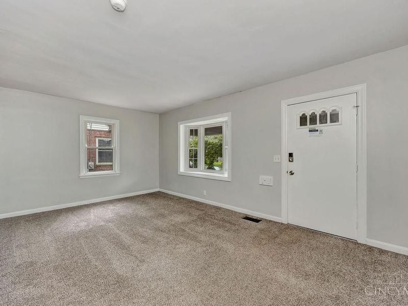 6920 Gloria Drive, North College Hill, OH 45239 Photo 6