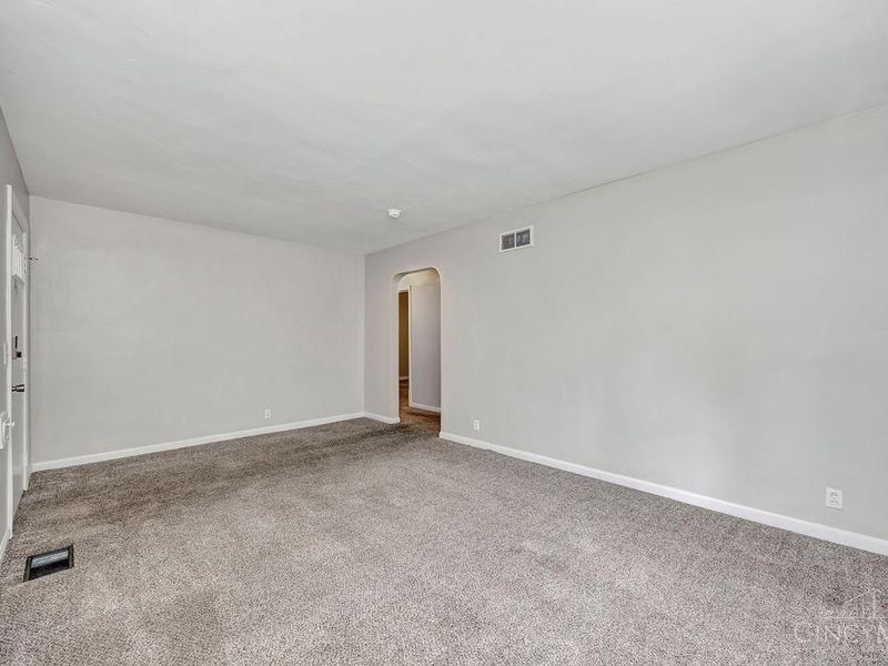 6920 Gloria Drive, North College Hill, OH 45239 Photo 7