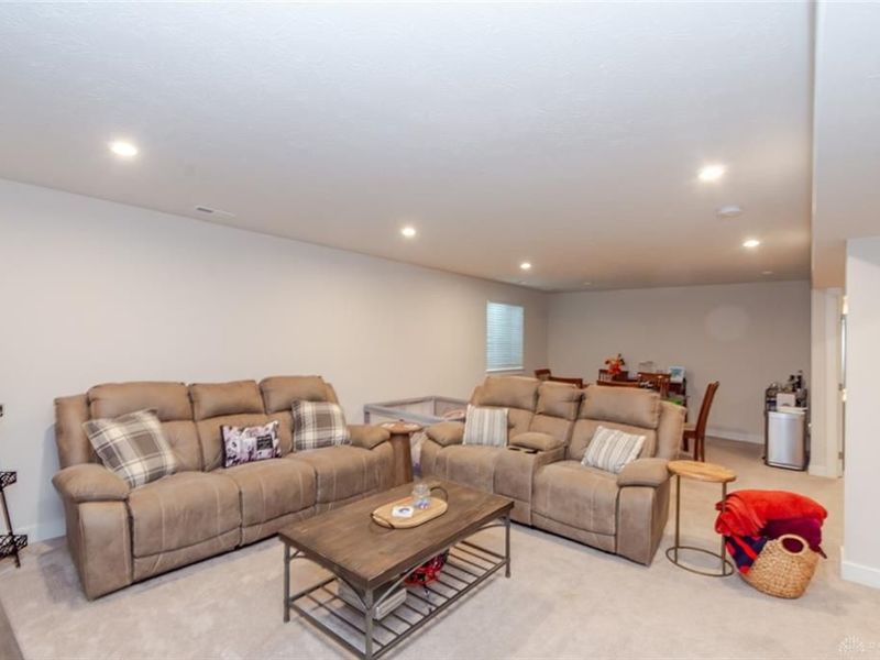 192 Chapel Drive, Troy, OH 45373 Photo 35