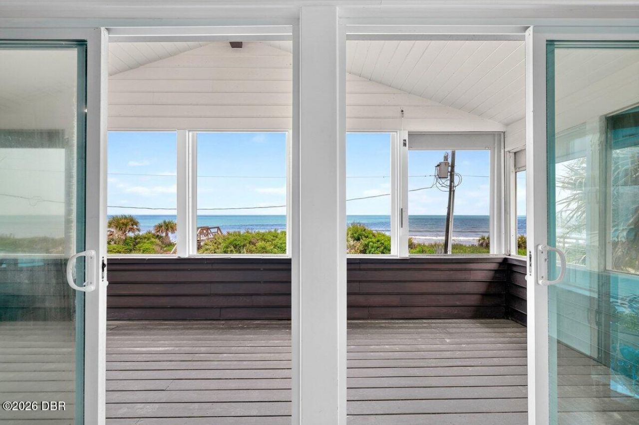 6118 S Atlantic Avenue, New Smyrna Beach, FL 32169 Photo