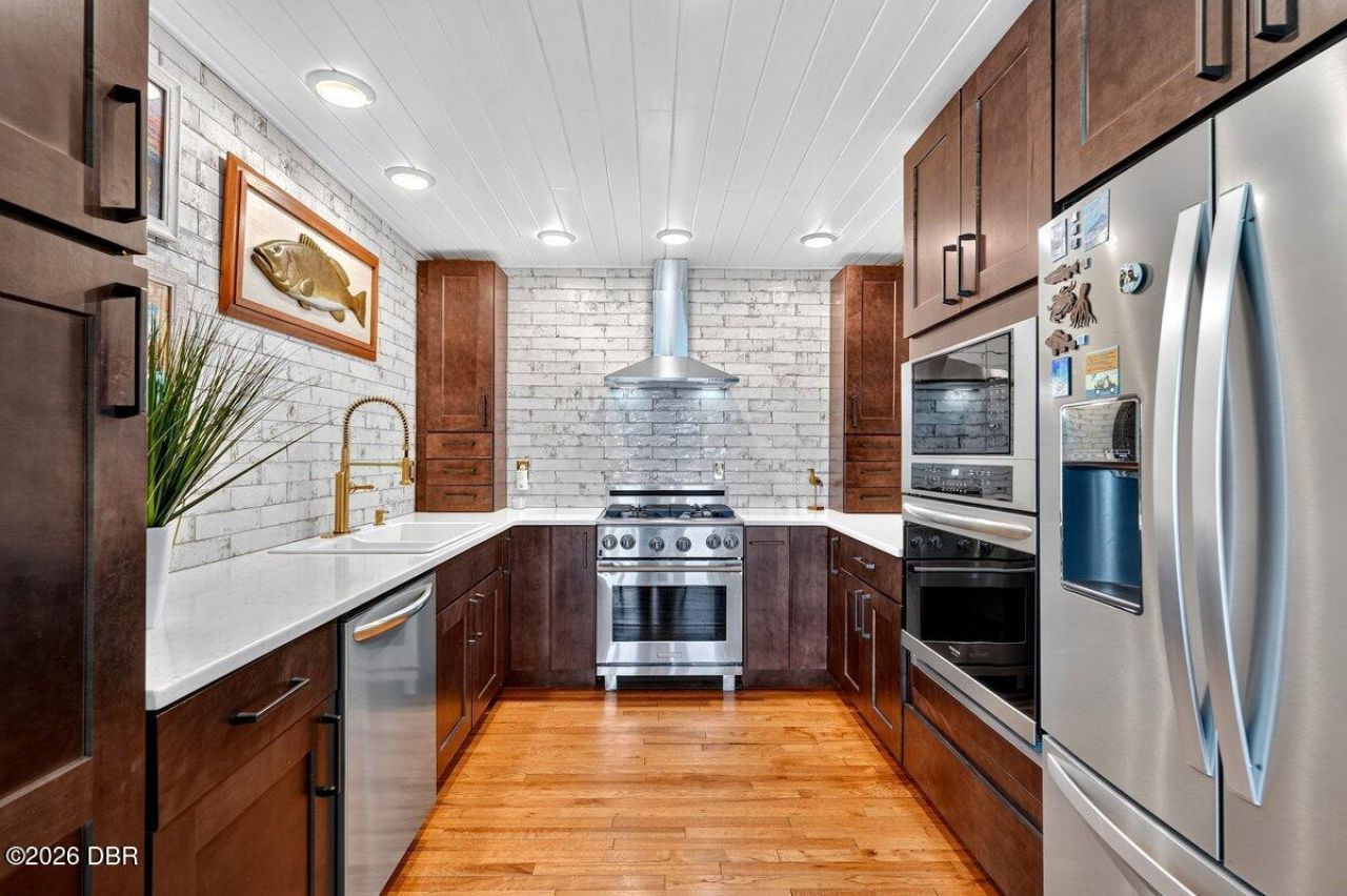 6118 S Atlantic Avenue, New Smyrna Beach, FL 32169 Photo