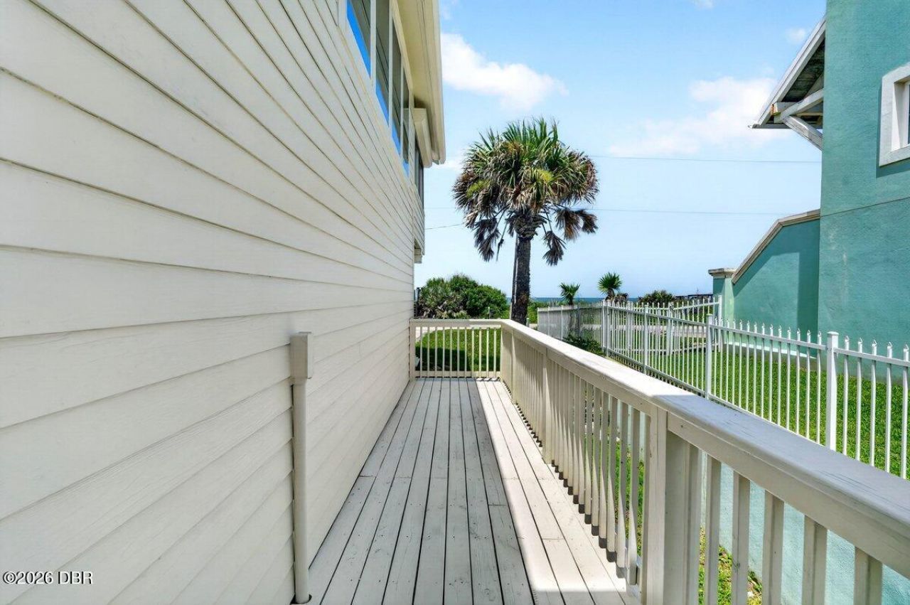 6118 S Atlantic Avenue, New Smyrna Beach, FL 32169 Photo