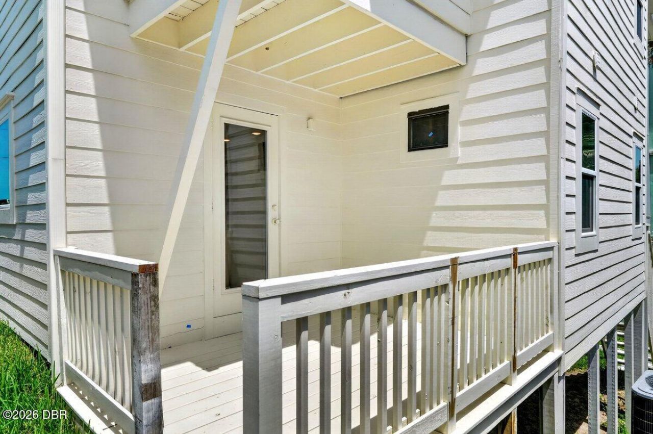 6118 S Atlantic Avenue, New Smyrna Beach, FL 32169 Photo