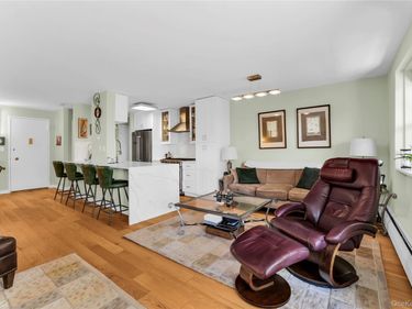 1085 Warburton , Unit 210, Yonkers, NY 10701
