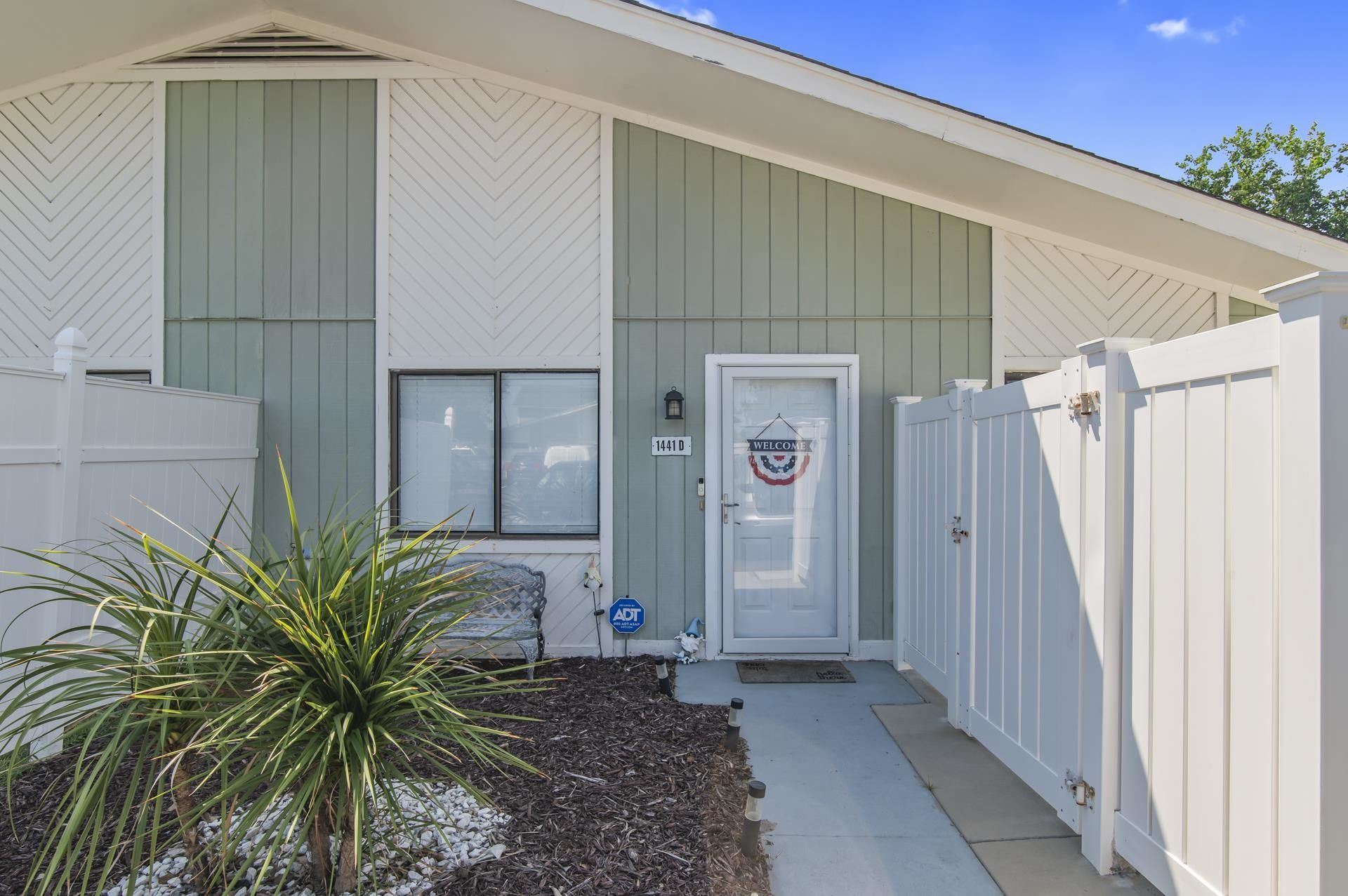 1441 Turkey Ridge Rd. Photo 1