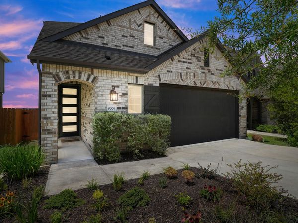 8009 Copper Prairie BND, Lago Vista, TX 78645