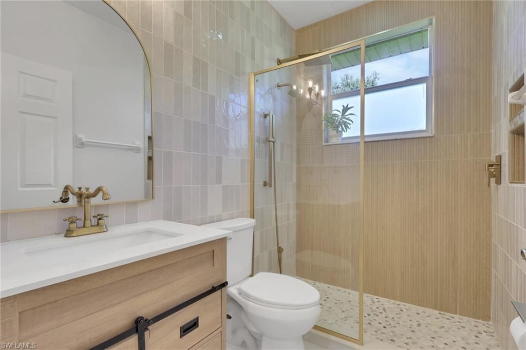 4242 Longshore Way S, Naples, FL 34119 Photo