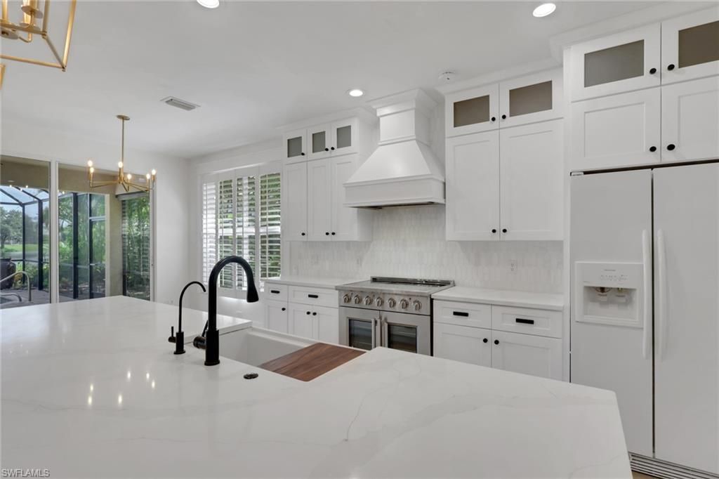 4242 Longshore Way S, Naples, FL 34119 Photo