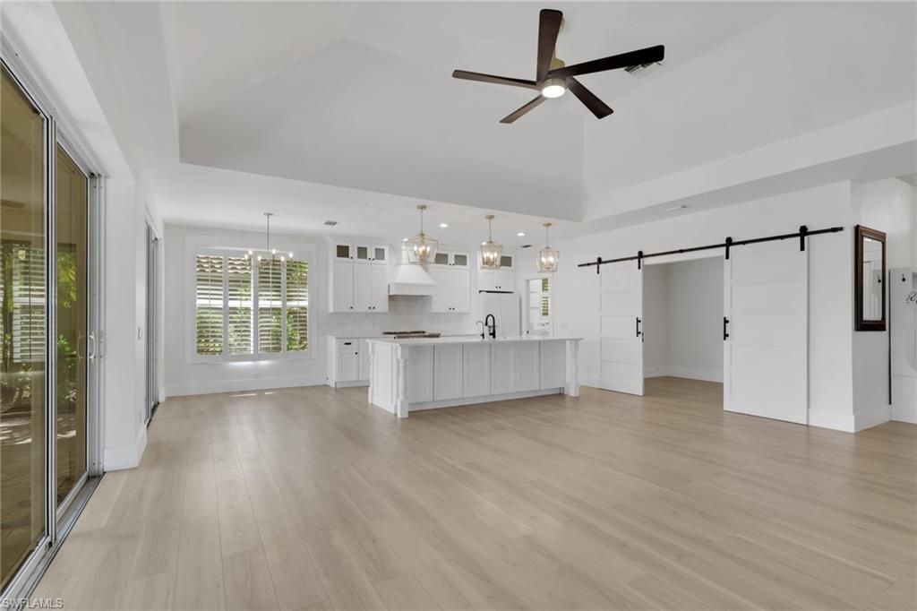 4242 Longshore Way S, Naples, FL 34119 Photo