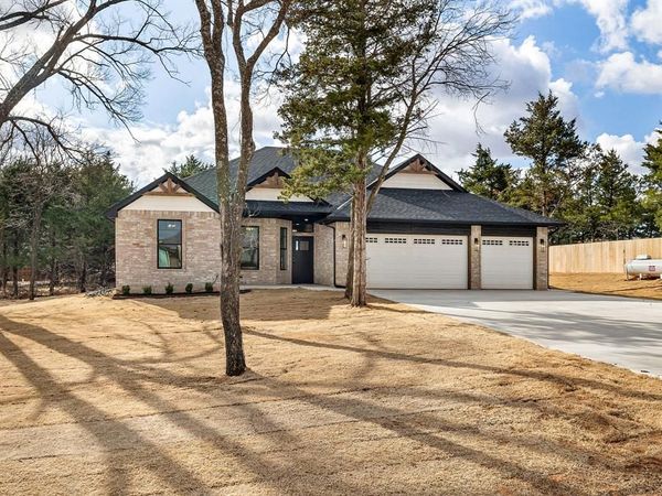 2415 Black Jack Way, Blanchard, OK 73010