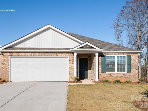 1141 Foxberry Lane , Maiden, NC 28650