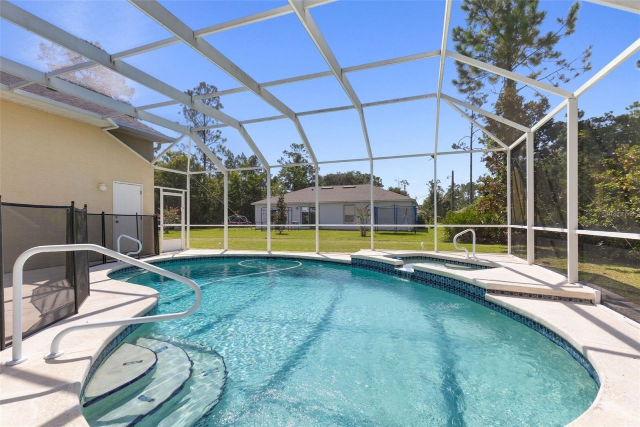 18 Squirrel Place, Palm Coast, FL 32164 Photo
