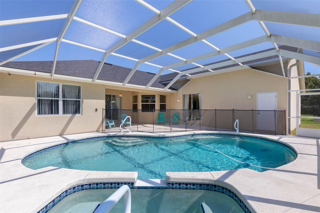 18 Squirrel Place, Palm Coast, FL 32164 Photo