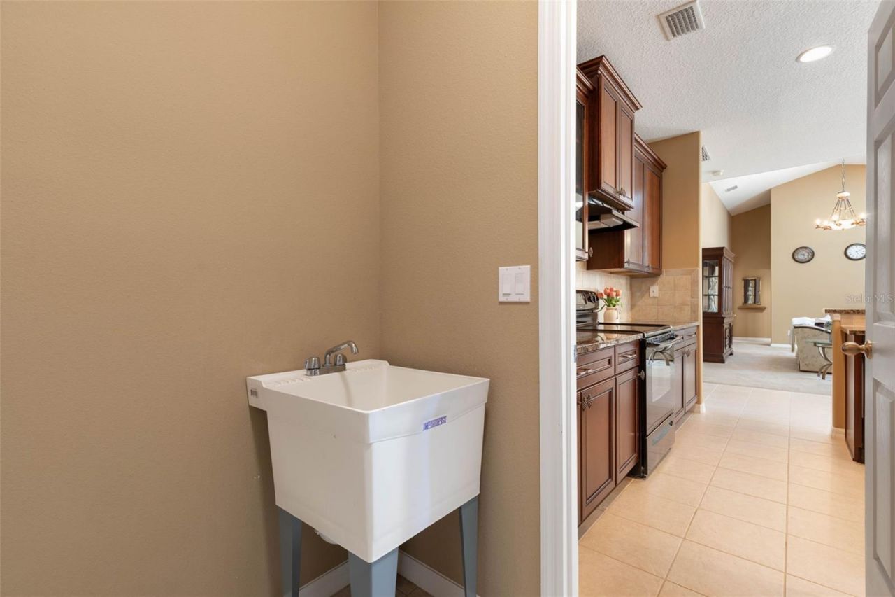 18 Squirrel Place, Palm Coast, FL 32164 Photo
