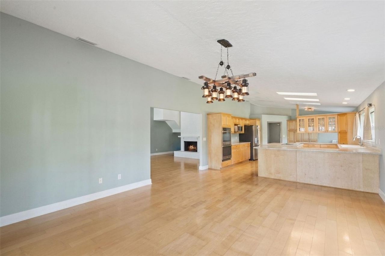 25 Lakewood Causeway , Winter Haven, FL 33884 Photo