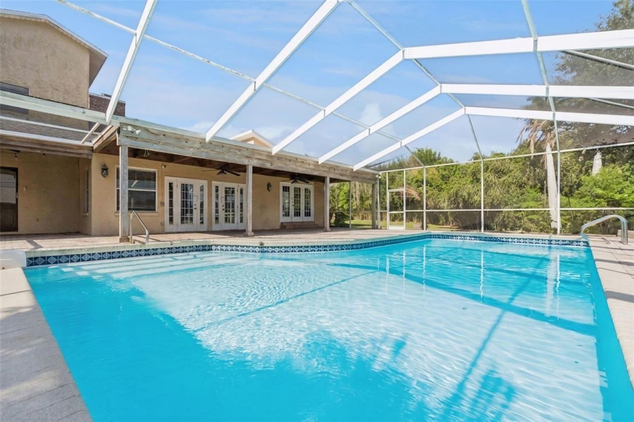 25 Lakewood Causeway , Winter Haven, FL 33884 Photo